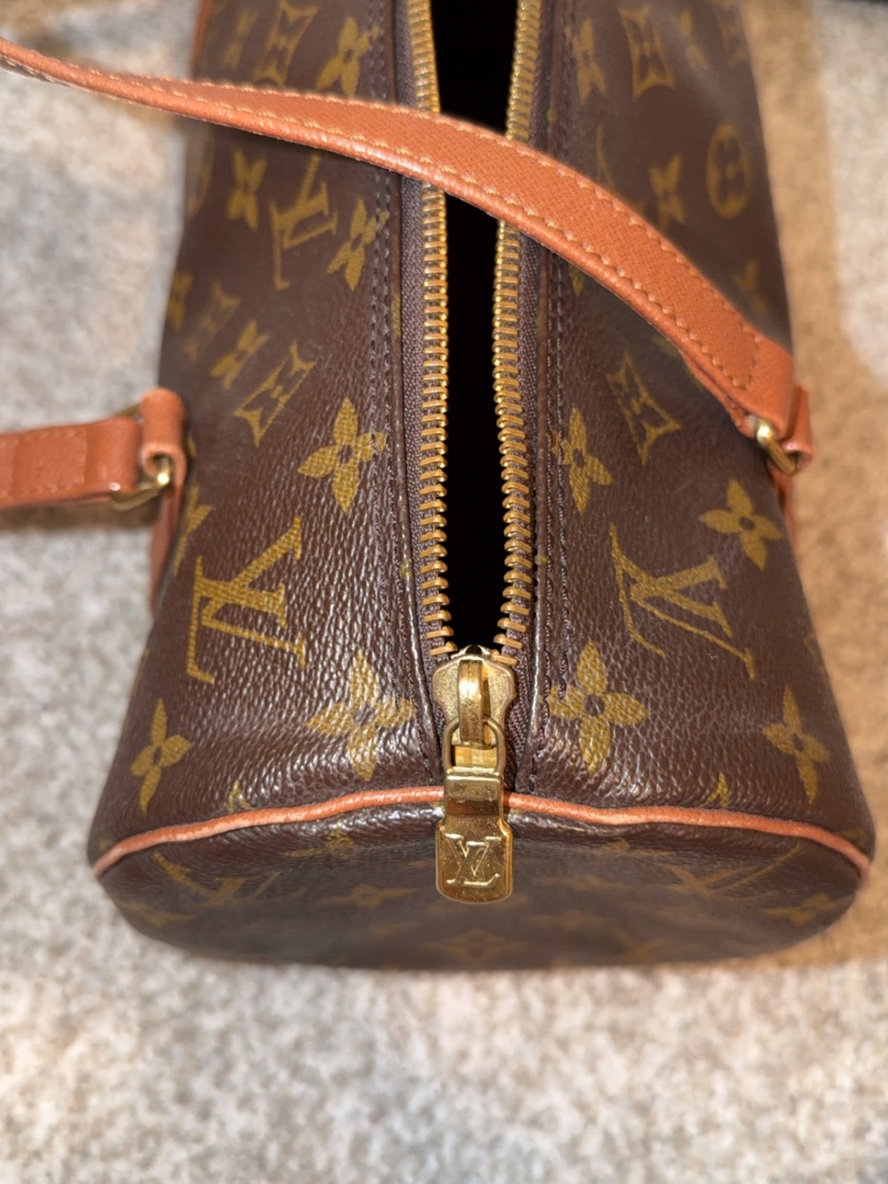 Louis Vuitton Papillon Shoulder Bag GM Brown Leather - Picture 4 of 8